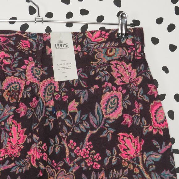 Levi’s Made & Crafted Safari Tapestry Barrel High Rise Pants - Picture 7 of 15